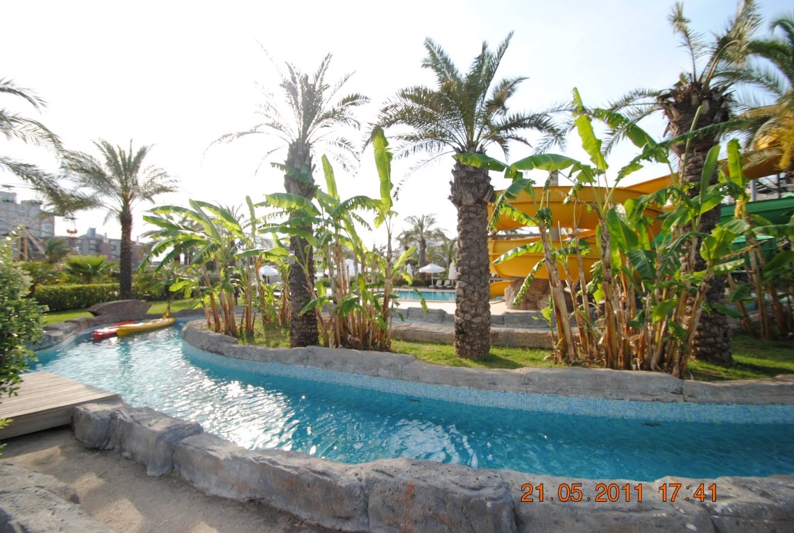 imagini hotel ROYAL WINGS LARA